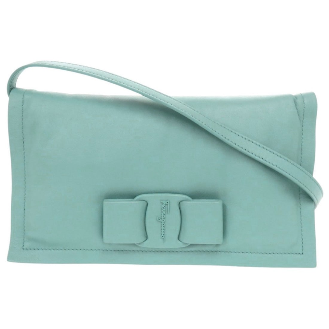 Salvatore Ferragamo Viva Bow Vara Ribbon Leather Light Blue Shoulder Bag 1185: --- Catalog ---Category: SizeSize (HxWxD): 14cm x 23cm x 2.5cm / 5.51'' x 9.05'' x 0.98''Category: DesignType: Shoulder bagColor: Light blueGender: WomenMaterial: Leather Category: GeneralMPN: GG-2202