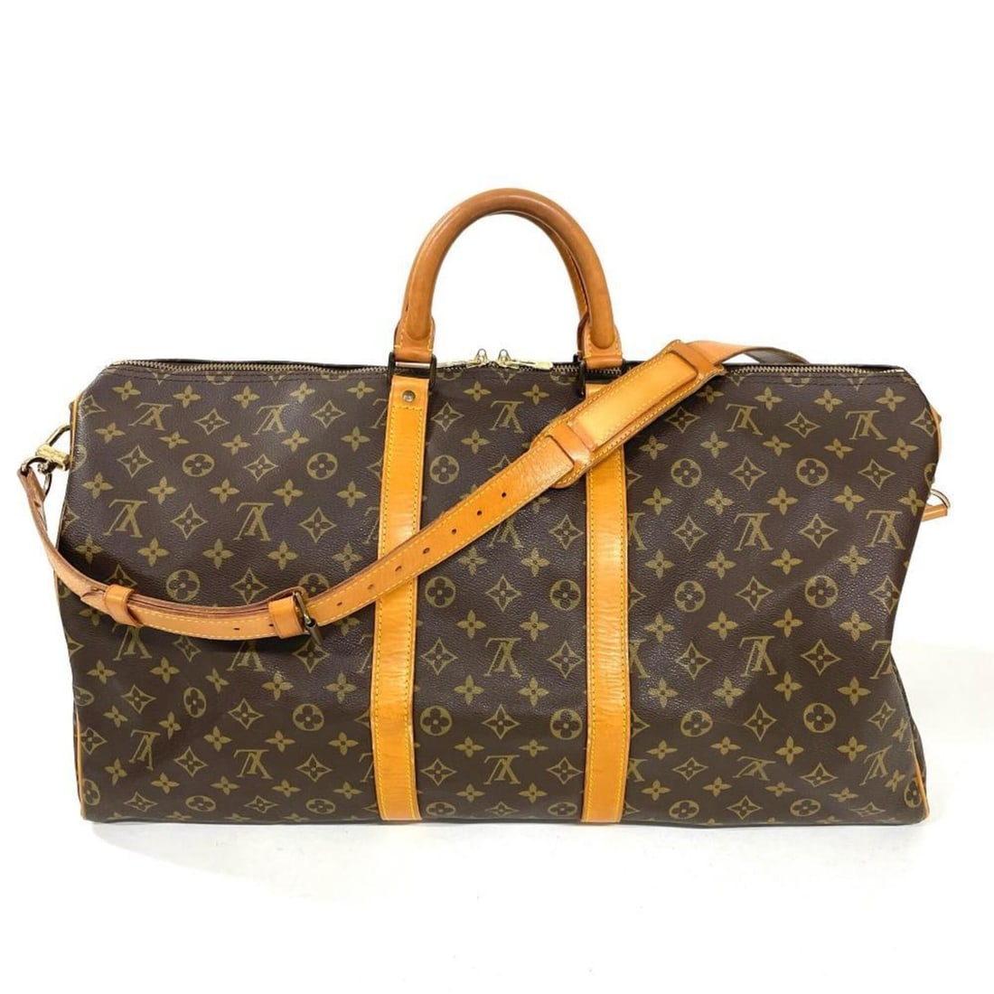 Louis Vuitton Keepall 55 Bandoulière Boston Bag, Monogram Canvas, M41414, Brown, Gold Hardware: --- Catalog ---Category: SizeSize (HxWxD): 30cm x 55cm x 25cm / 11.81'' x 21.65'' x 9.84''Category: DesignType: Boston bagColor: BrownGender: Women,MenMaterial: Monogram , Canvas Category: GeneralMPN: