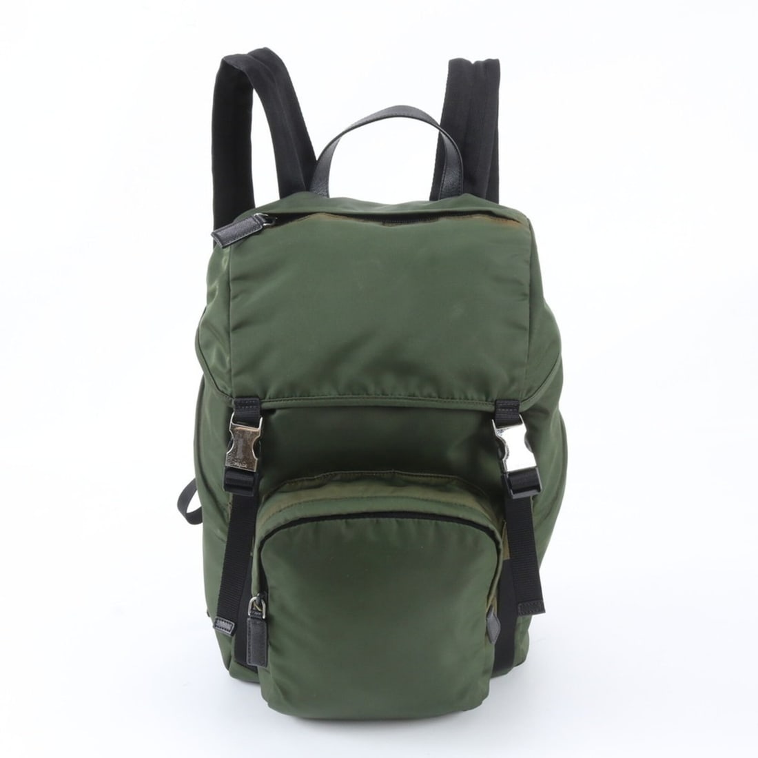 Prada Tessuto Nylon Triangle Logo Backpack Handbag for Men: --- Catalog ---Category: SizeSize (HxWxD): 43cm x 27cm x 16cm / 16.92'' x 10.62'' x 6.29''Category: DesignType: Backpack, HandbagColor: Green, KhakiGender: MenMaterial: Nylon Category: GeneralBrand: P
