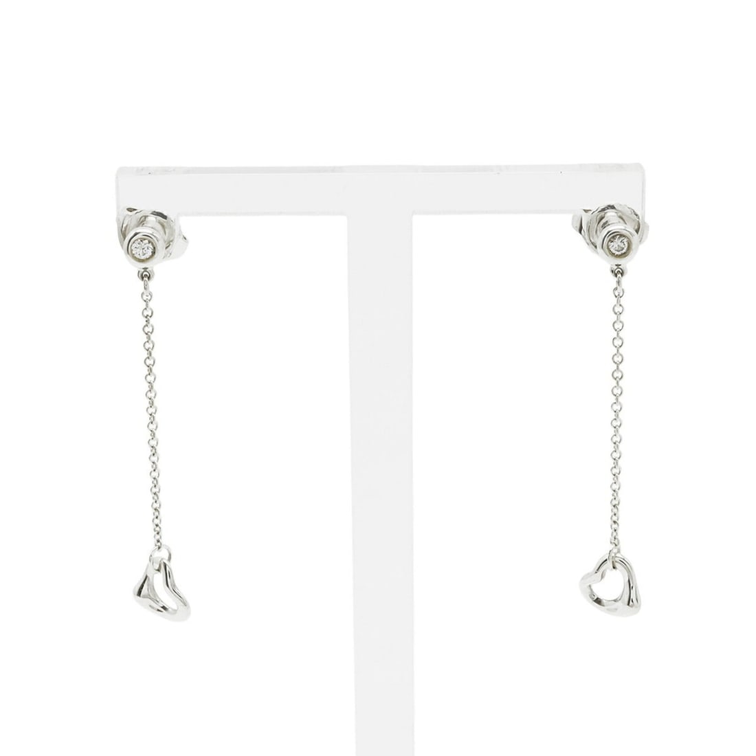 TIFFANY&Co. Tiffany & Co. Elsa Peretti Diamond By the Yard Heart Earrings, Swing Chain, SV925 Ag925: --- Catalog ---Category: SizePendant Length: 40.00mm / 1.57''Stone Size (HxW): 6.00mm x 6.00mm / 0.24'' x 0.24''Category: DesignColor: SilverGender: WomenMaterial: Silver 925Category: GeneralBrand: Ti