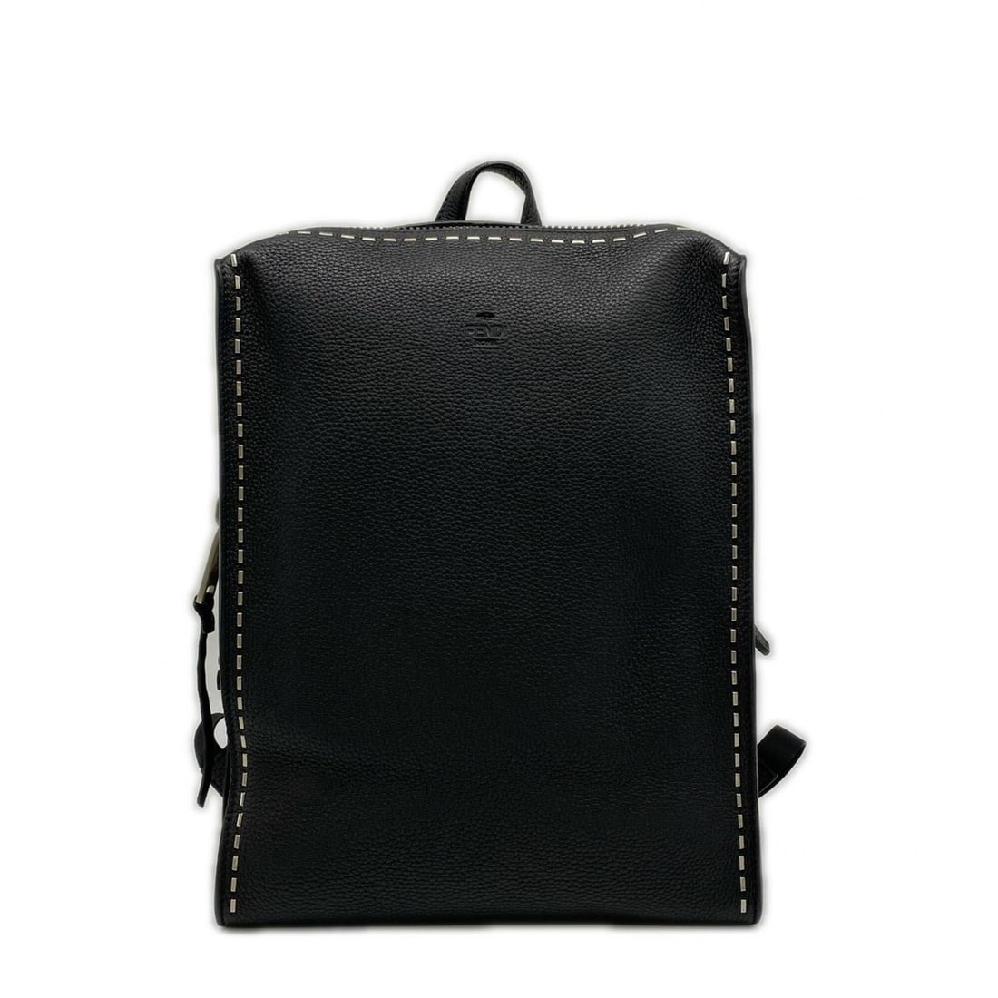 FENDI Roman Leather Selleria Backpack 7VZ022 (Black Leather, Men's): --- Catalog ---Category: SizeSize (HxWxD): 36cm x 27.5cm x 11.5cm / 14.17'' x 10.82'' x 4.52''Strap Length: 96cm / 37.79''Category: DesignType: BackpackColor: BlackGender: MenClosure: ZipperMaterial: 