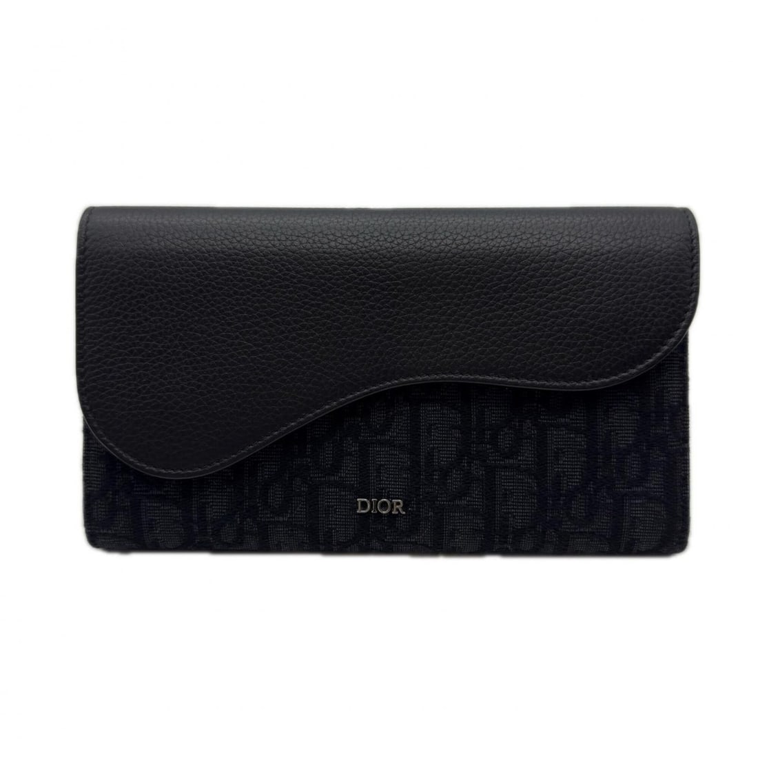 Christian Dior Oblique Jacquard Grained Calfskin Saddle Long Wallet 2ADBC321YKS - Black Canvas Calf: --- Catalog ---Category: SizeSize (HxWxD): 10.5cm x 20cm x 3cm / 4.13'' x 7.87'' x 1.18''Category: DesignType: Long wallet (bi-fold)Color: BlackGender: MenClosure: FlapMaterial: Canvas , Leather Leath