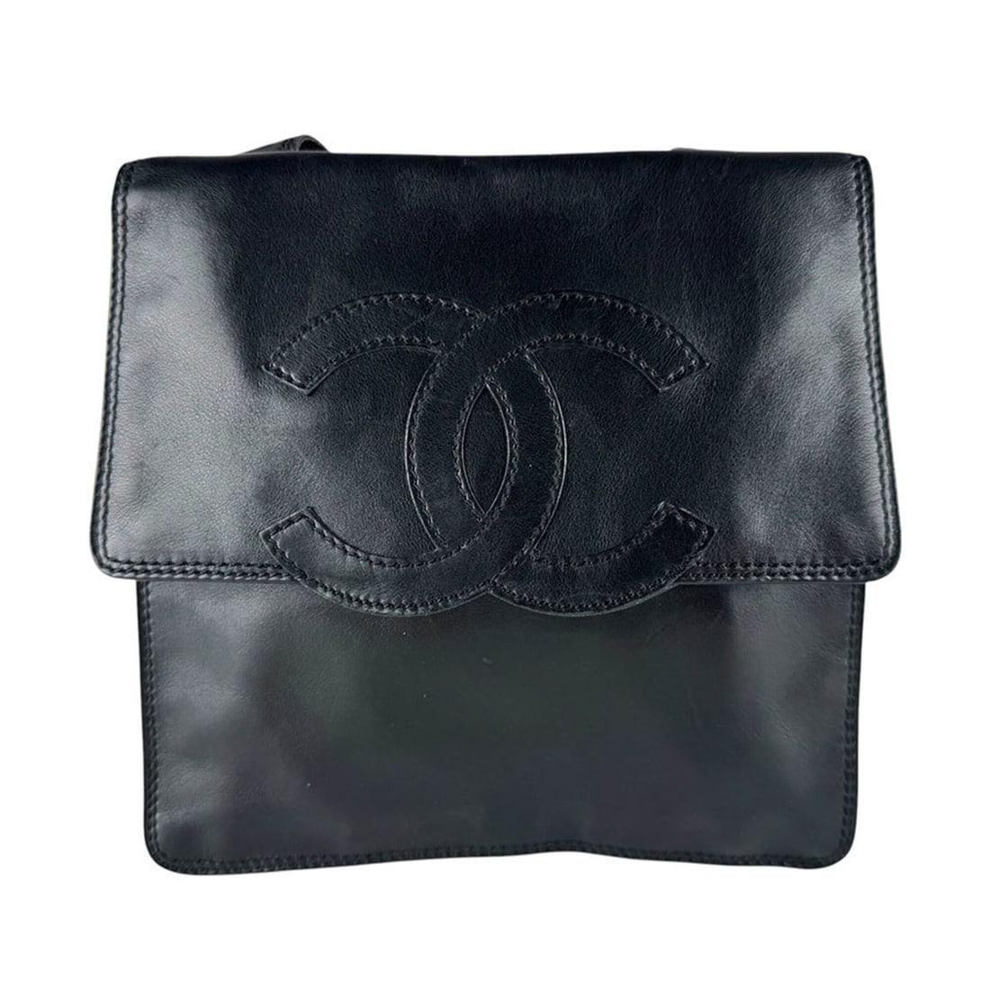 Chanel CHANEL Shoulder Bag Leather Black Women's Free Shipping z10208: --- Catalog ---Category: SizeSize (HxWxD): 20cm x 20cm x 6cm / 7.87'' x 7.87'' x 2.36''Category: DesignType: Shoulder bagColor: BlackGender: WomenMaterial: Leather Category: GeneralBrand: ChanelCountr