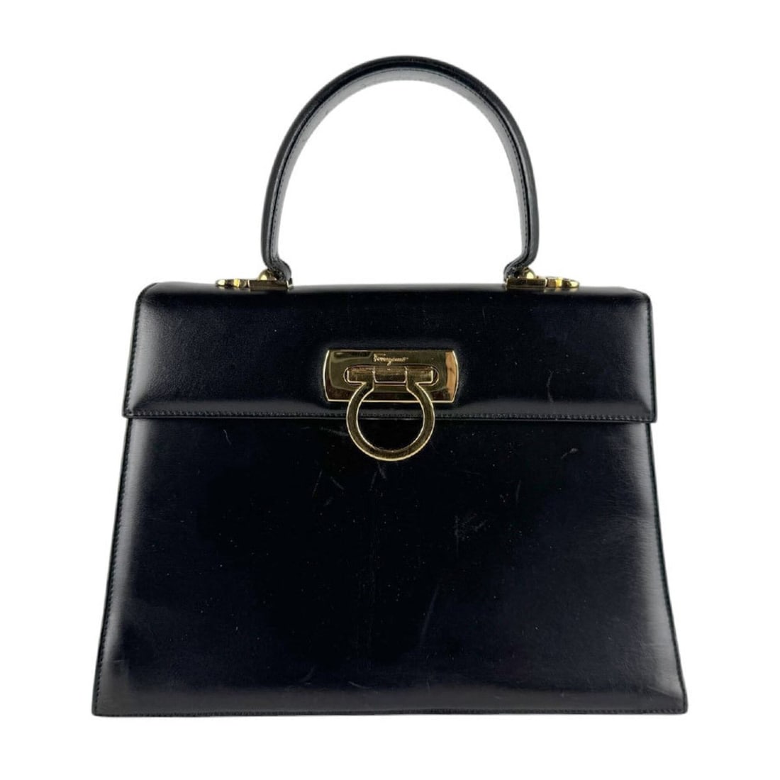 Salvatore Ferragamo handbag/shoulder bag, Gancini design, leather, black, women's, free shipping,: --- Catalog ---Category: SizeSize (HxWxD): 20cm x 27cm x 10cm / 7.87'' x 10.62'' x 3.93''Category: DesignType: Handbag, Shoulder bagColor: BlackGender: WomenMaterial: Leather Category: GeneralBrand: S