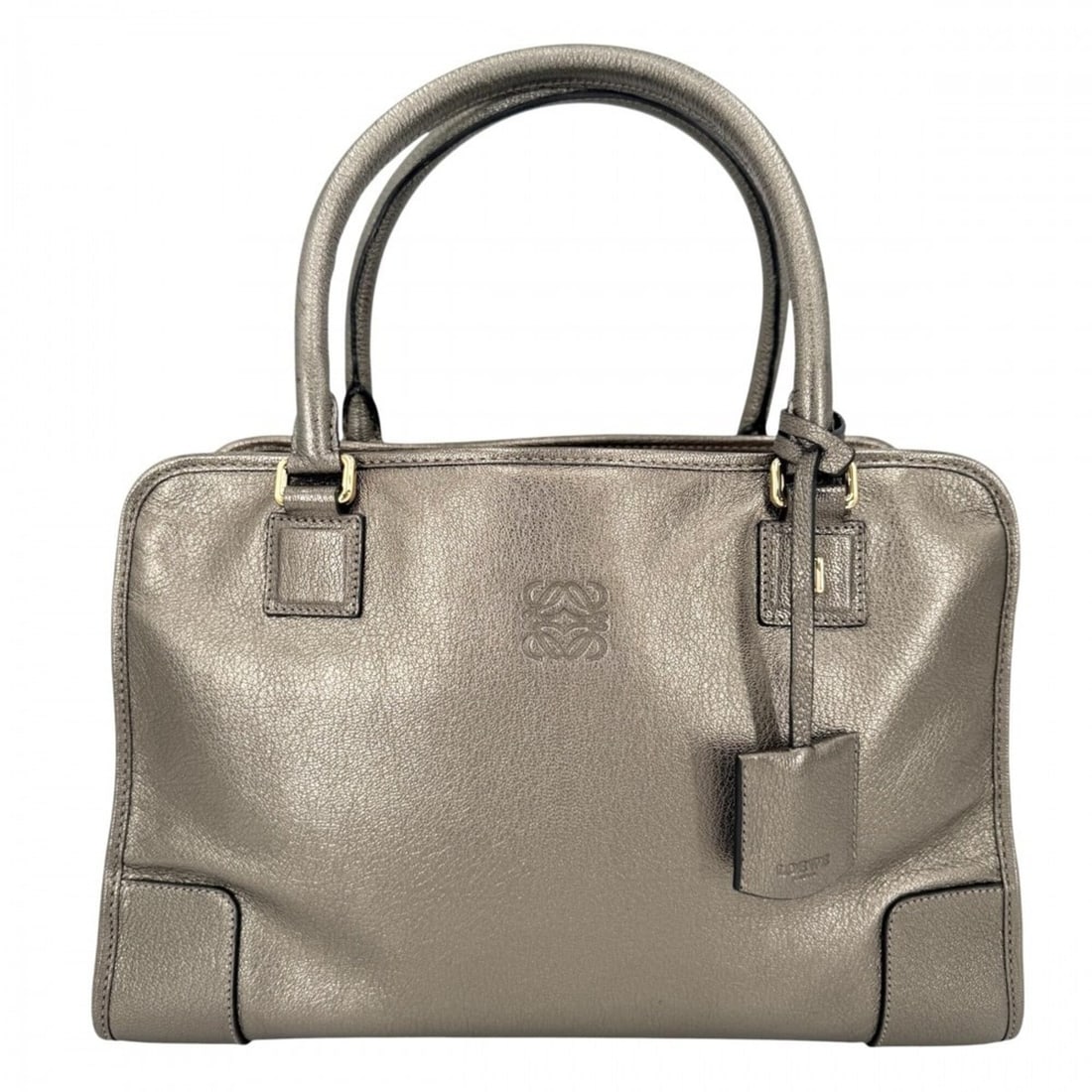 Loewe handbag for women, Anagram Amazona 36 mini Boston bag, shoulder metallic leather, gold: --- Catalog ---Category: SizeSize (HxWxD): 22.5cm x 35cm x 15cm / 8.85'' x 13.77'' x 5.9''Category: DesignType: Boston bag, HandbagColor: GoldGender: WomenMaterial: Leather Category: GeneralBrand: Loe