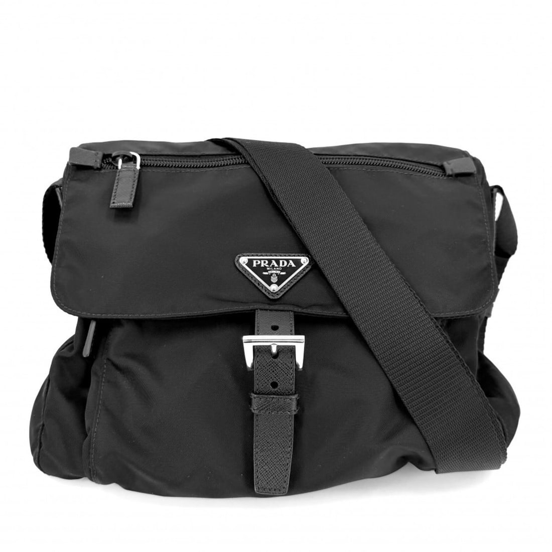 Prada Shoulder Bag for Men and Women, Triangle Logo, Bag, Crossbody PRADA 1BD994, Nylon, Black,: --- Catalog ---Category: SizeSize (HxWxD): 20cm x 25cm x 10cm / 7.87'' x 9.84'' x 3.93''Category: DesignType: Shoulder bagColor: BlackGender: Men,WomenMaterial: Nylon Category: GeneralMPN: 1BD994Brand
