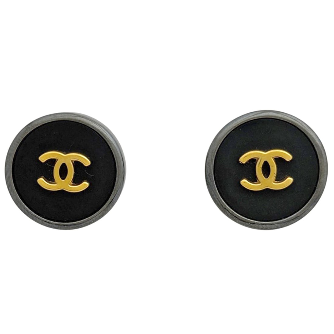 Chanel Coco Mark Round Earrings, Metal, GP (Gold Plated), Black, Silver, Gold, Women's: --- Catalog ---Category: SizeSize (HxWxD): 1.30mm x 1.30mm / 0.05'' x 0.05''Category: DesignType: Clip earringsColor: Black, Gold, SilverGender: WomenMaterial: Gold plating, MetalCategory: GeneralBran