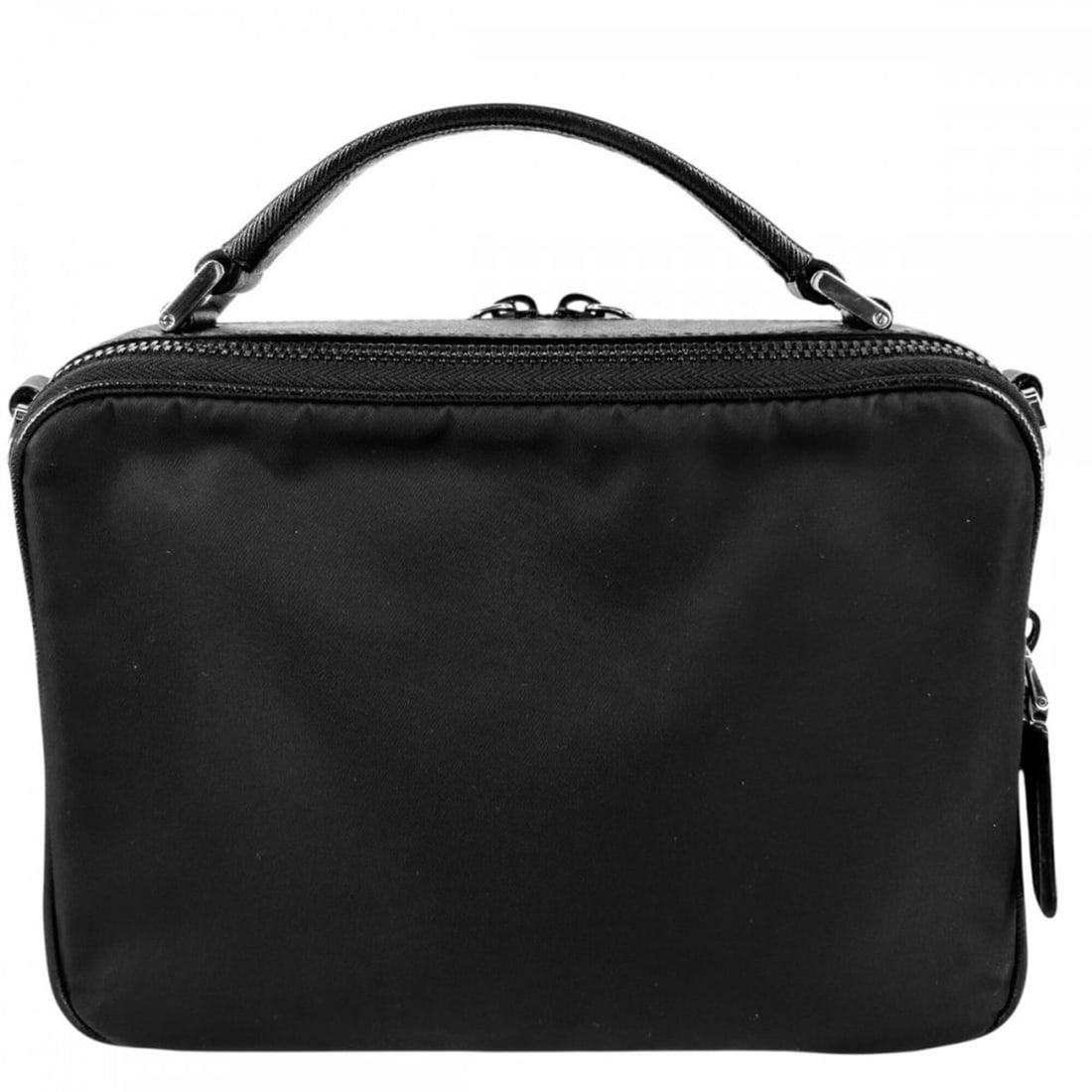 GUCCI GG Leather Business Card Holder/Card Case 772792, Black Leather, Women's: --- Catalog ---Category: DesignType: Business card caseColor: BlackGender: WomenClosure: FlapMaterial: Leather Category: GeneralBrand: GucciCategory: Physical PropertiesSize (HxWxD): 7.5cm x 11cm x 1.