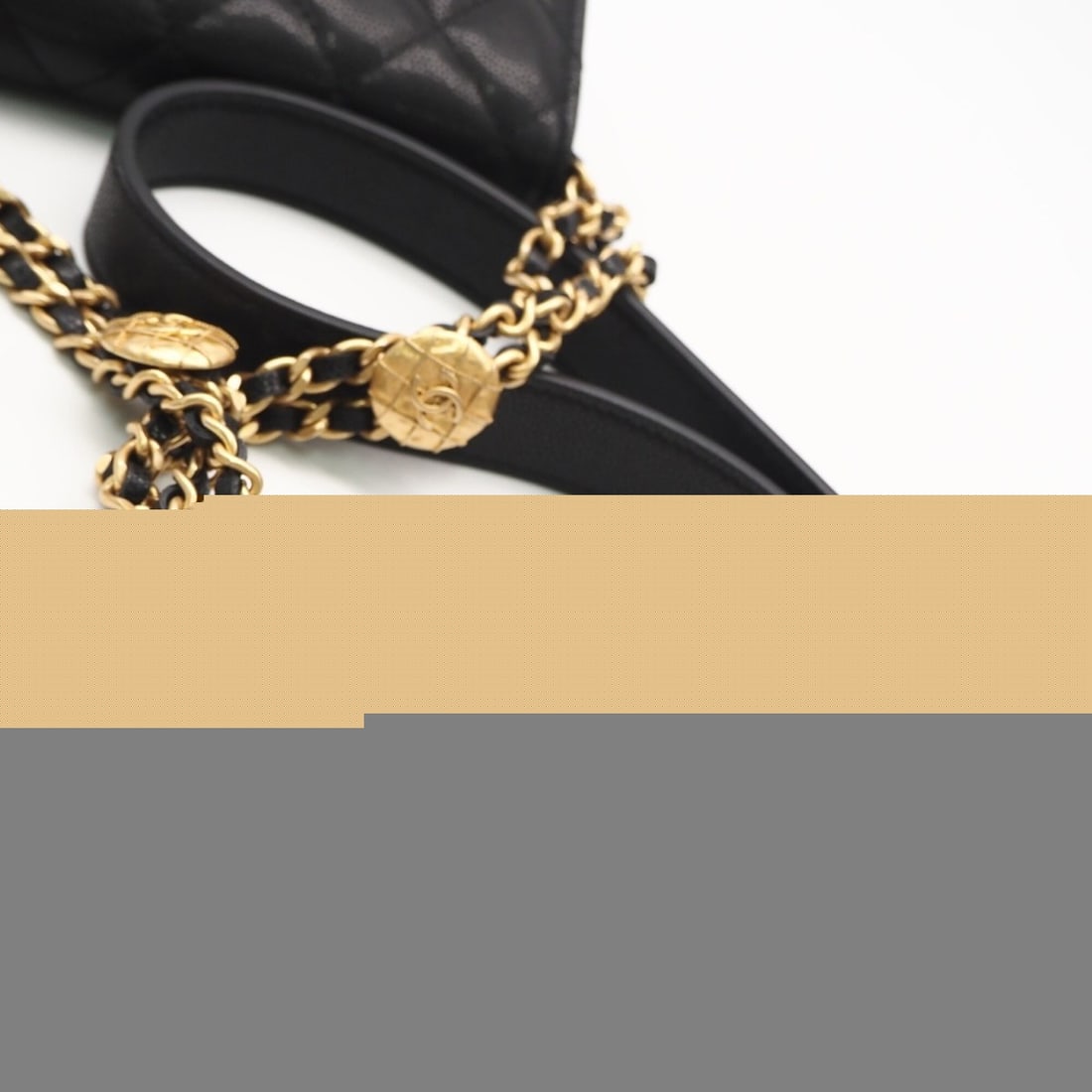 CHANEL Caviar Skin Matelassé Chain Shoulder Bag - Bag, Black Skin, Women's: --- Catalog ---Category: SizeSize (HxWxD): 9cm x 12cm x 2.5cm / 3.54'' x 4.72'' x 0.98''Strap Length: 113cm / 44.48''Category: DesignType: Shoulder bagColor: BlackGender: WomenClosure: FlapMaterial: G