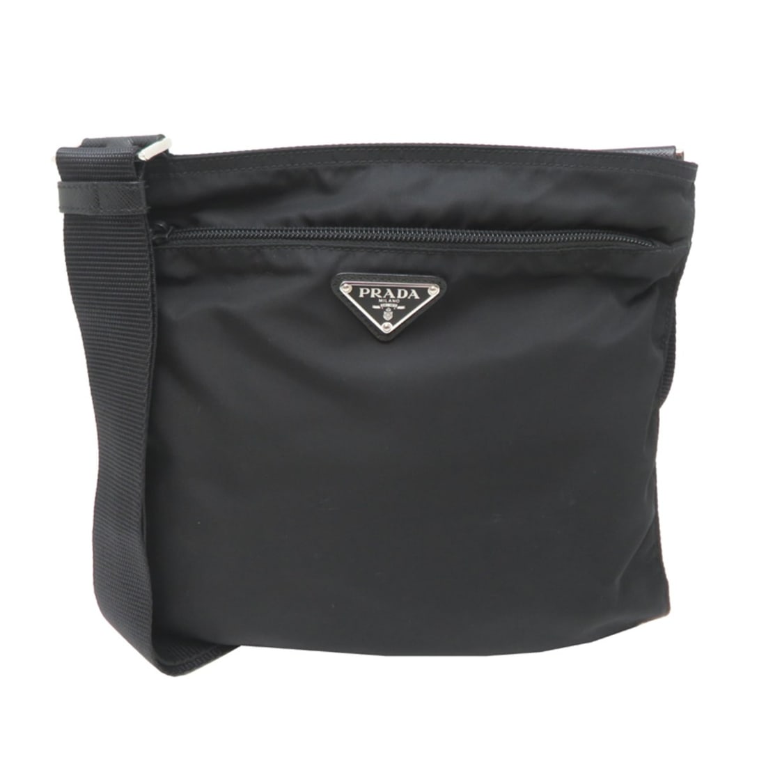 Fendi Peekaboo Medium Crossbody Shoulder Bag 2-Way Handbag 8BN226 Greige Leather Women's FENDI: --- Catalog ---Category: SizeSize (HxWxD): 24cm x 35cm x 10cm / 9.44'' x 13.77'' x 3.93''Category: DesignType: Handbag, Shoulder bagColor: GrayishGender: WomenMaterial: Leather Category: GeneralMPN: 8