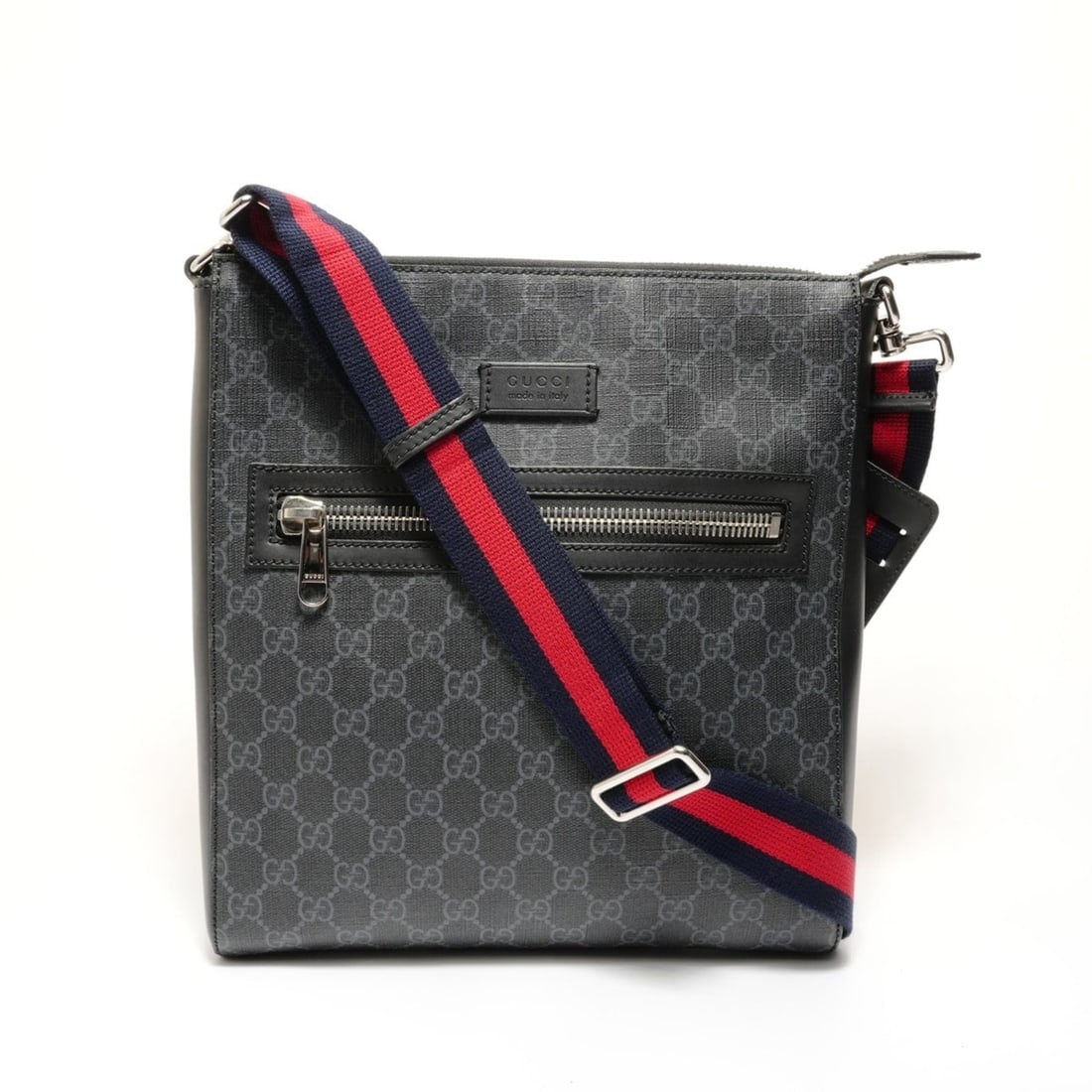 Louis Vuitton Monogram Empreinte Petite Sac Plat Handbag M81416 2-way Shoulder Bag Black Women's: --- Catalog ---Category: SizeSize (HxWxD): 17cm x 14cm x 5cm / 6.69'' x 5.51'' x 1.96''Category: DesignType: HandbagColor: Bicolor, Black, Monogram, NoirGender: WomenMaterial: Monogram Empreinte Categ