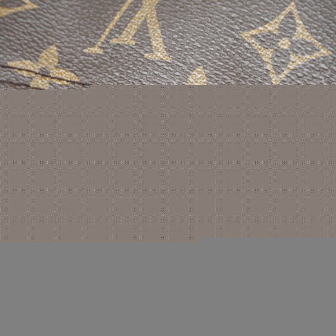 LOUIS VUITTON Monogram Keepall 60 M41422 Boston Bag Brown Leather Men's: --- Catalog ---Category: SizeSize (HxWxD): 31cm x 60cm x 26cm / 12.2'' x 23.62'' x 10.23''Handle Length: 30cm / 11.81''Category: DesignType: Boston bagColor: BrownGender: MenClosure: ZipperMaterial: C