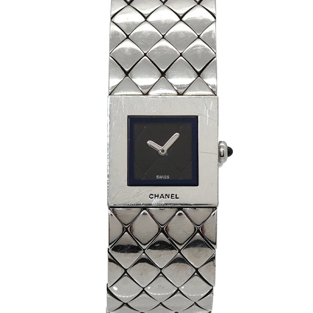 Chanel Matelasse H0009 Women's Watch, Black Quartz Watch: --- Catalog ---Category: SizeWrist Size: 15cm / 5.9''Case Diameter: 19mm / 0.75''Category: DesignType: WristwatchGender: WomenColor (Dial): BlackMaterial (Band): Stainless steelMaterial (Case): Stainl