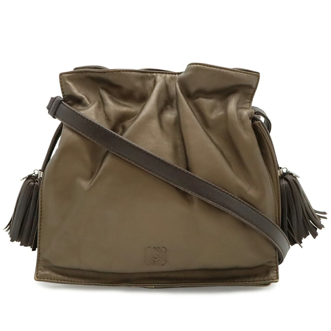 LOEWE Flamenco 22 Shoulder Bag/Pochette with Tassel, Nappa Leather, Metallic Bronze/Dark Brown: --- Catalog ---Category: SizeSize (HxWxD): 22cm x 22cm x 9cm / 8.66'' x 8.66'' x 3.54''Category: DesignType: Pochette, Shoulder bagColor: Dark brown, Metallic bronzeGender: WomenMaterial: Nappa leathe