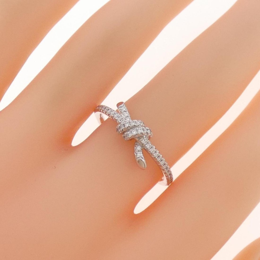 Tiffany Knot Ring 0.21CT - 5