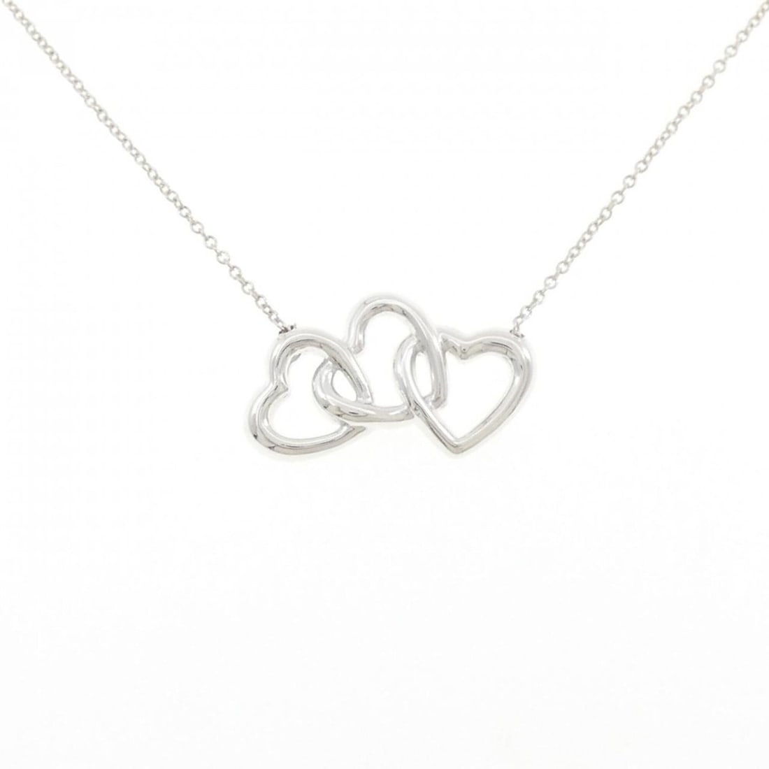 Tiffany Triple Open Heart Necklace: --- Catalog ---Category: SizePendant Size: 13.3mm x 23.4mm / 0.52'' x 0.92''Neck Circumference: 41 cm / 16.14''Category: DesignColor: SilverGender: WomenMaterial: Silver 925Pendant Type: