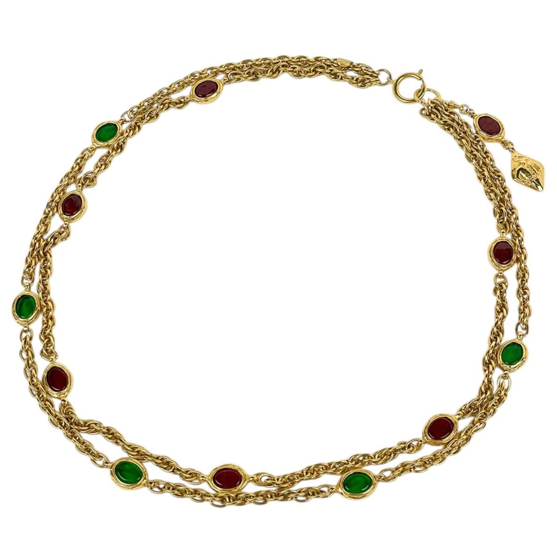 Chanel logo colored stone necklace, double strand, long, Gripoix GP gold, red, green, women's.: --- Catalog ---Category: SizeNeck Circumference: 91 cm / 35.82''Category: DesignColor: Gold, Green, Red colorGender: WomenMaterial: Gold platingNecklace Type: NecklaceCategory: GeneralBrand: Chanel---
