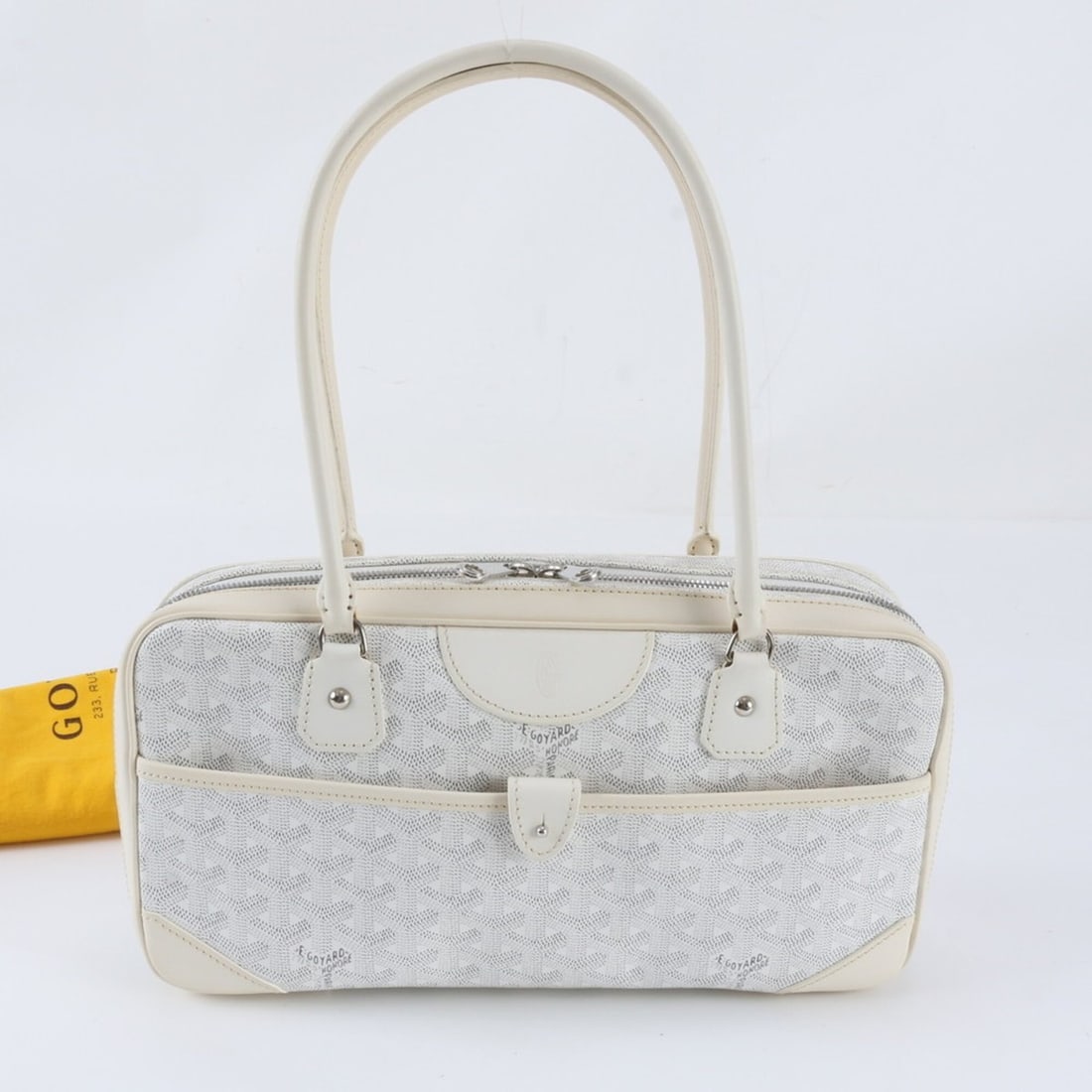 Goyard Saint Martin Leather Shoulder Bag, Tote Handbag - Brand Name Women's: --- Catalog ---Category: SizeSize (HxWxD): 16cm x 32cm x 8cm / 6.29'' x 12.59'' x 3.14''Strap Length: 55cm / 21.65''Category: DesignType: Handbag, Shoulder bag, Tote bagColor: WhiteGender: WomenMateri