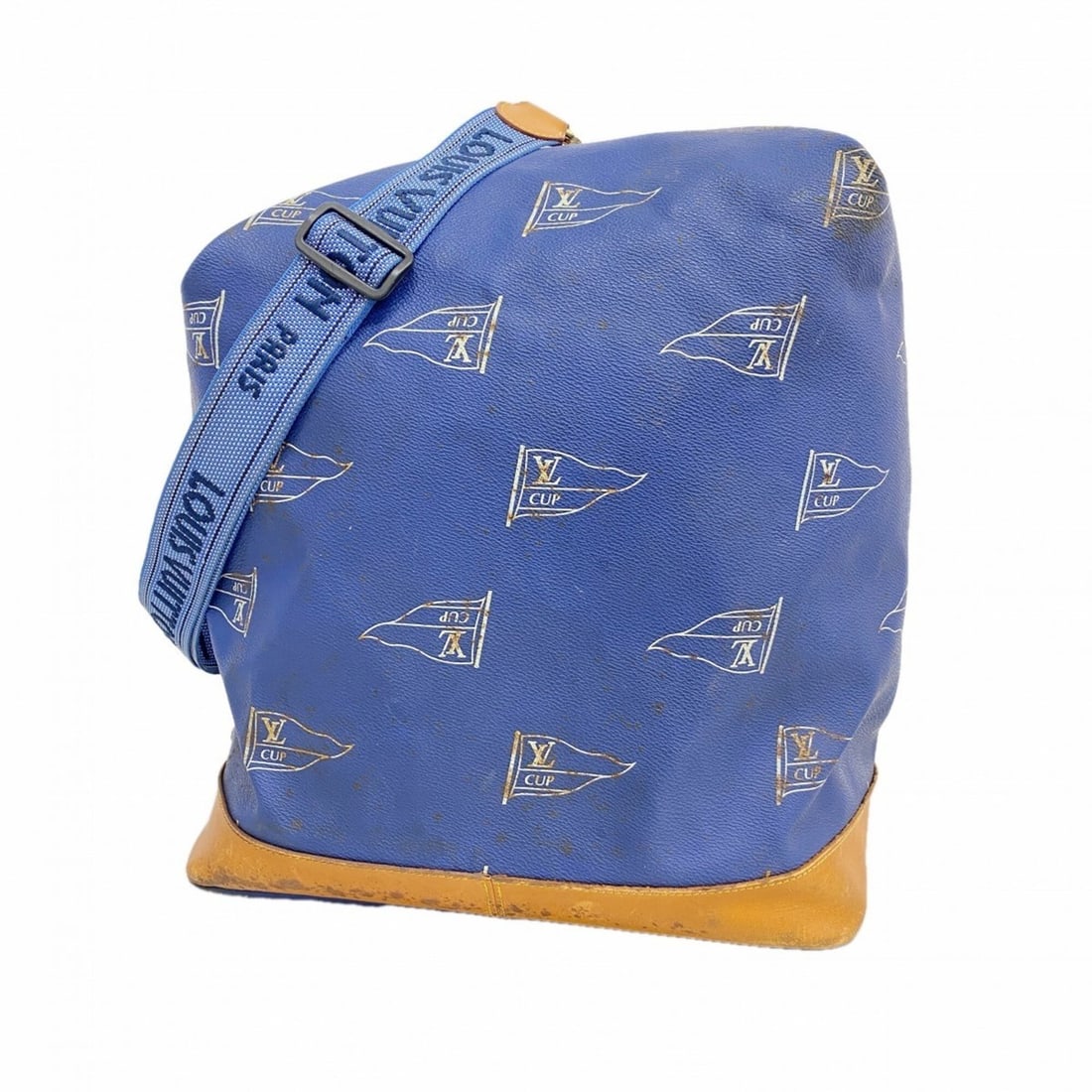 Louis Vuitton LV Cup Sac Marine Bandoulière Shoulder Bag A24014 Blue Men's OP011406: --- Catalog ---Category: SizeSize (HxWxD): 36cm x 34cm x 30cm / 14.17'' x 13.38'' x 11.81''Category: DesignType: Shoulder bagColor: BlueGender: MenCategory: GeneralMPN: A24014Brand: Louis Vuitton--- I