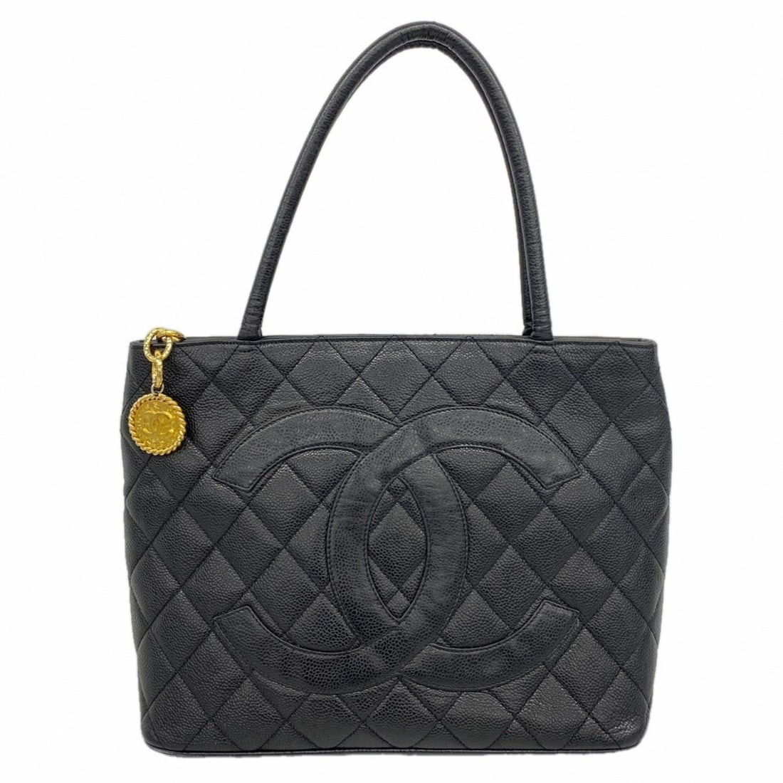 Chanel Tote Bag, Reissue Tote, Caviar Leather, Black, Women's: --- Catalog ---Category: SizeSize (HxWxD): 24cm x 30cm x 15cm / 9.44'' x 11.81'' x 5.9''Category: DesignType: Tote bagColor: BlackGender: WomenMaterial: Grained Calfskin Hardware Color: GoldCategory: 