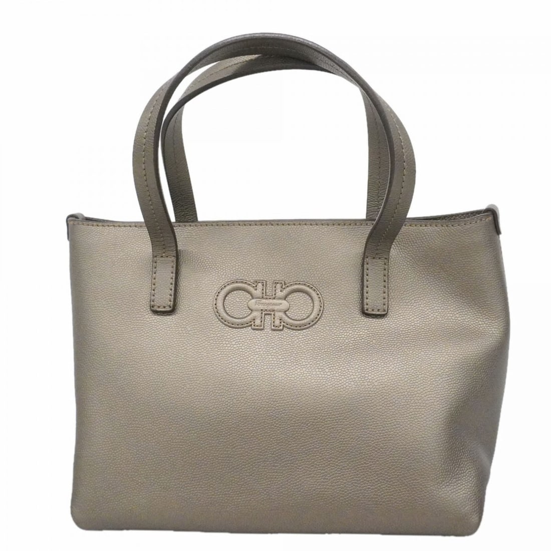 Salvatore Ferragamo Gancini Leather Handbag, Gray, Women's: --- Catalog ---Category: SizeSize (HxWxD): 20cm x 21.5cm x 13.5cm / 7.87'' x 8.46'' x 5.31''Category: DesignType: HandbagColor: GrayGender: WomenMaterial: Leather Hardware Color: SilverCategory: Gener