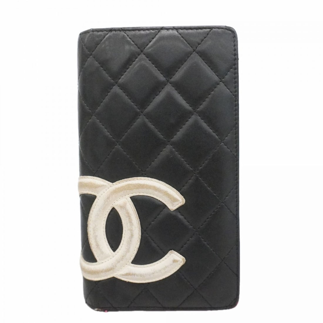 Chanel Cambon Lambskin Long Wallet, Black/White, Women's: --- Catalog ---Category: SizeSize (HxWxD): 18.5cm x 10cm x 2cm / 7.28'' x 3.93'' x 0.78''Category: DesignType: Long wallet (bi-fold)Color: Black, WhiteGender: WomenMaterial: Leather Leather/Fur Type: 
