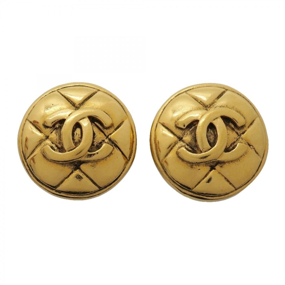 Chanel earrings, Coco Mark, Matelassé, Circle, GP plated, gold, women's.: --- Catalog ---Category: SizeSize (HxWxD): 25.70mm x 25.50mm / 1.01'' x 1.00''Category: DesignType: Clip earringsColor: GoldGender: WomenMaterial: Gold platingCategory: GeneralBrand: Chanel--- Item Li