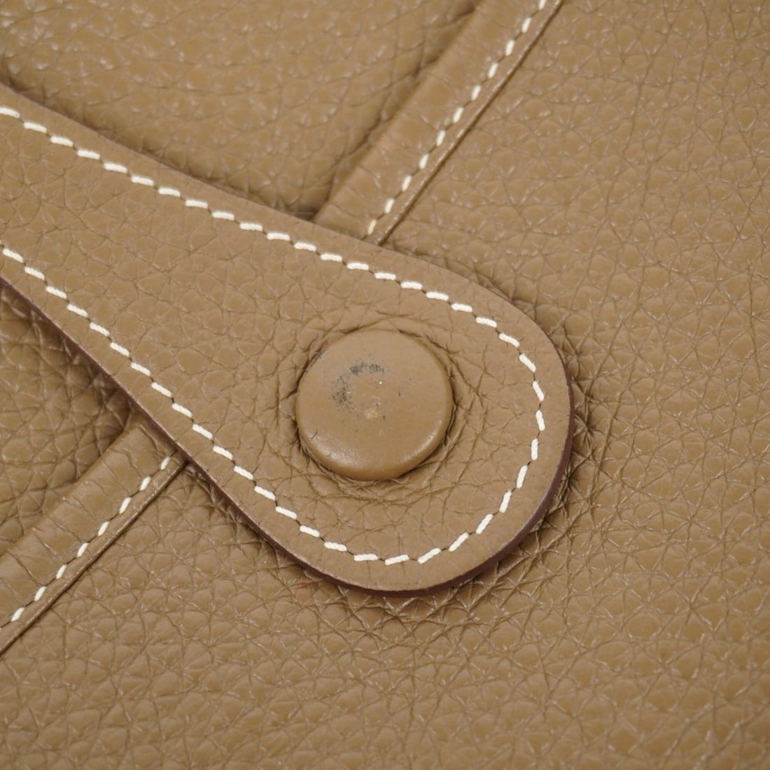 Louis Vuitton Star Monogram Ring - 10