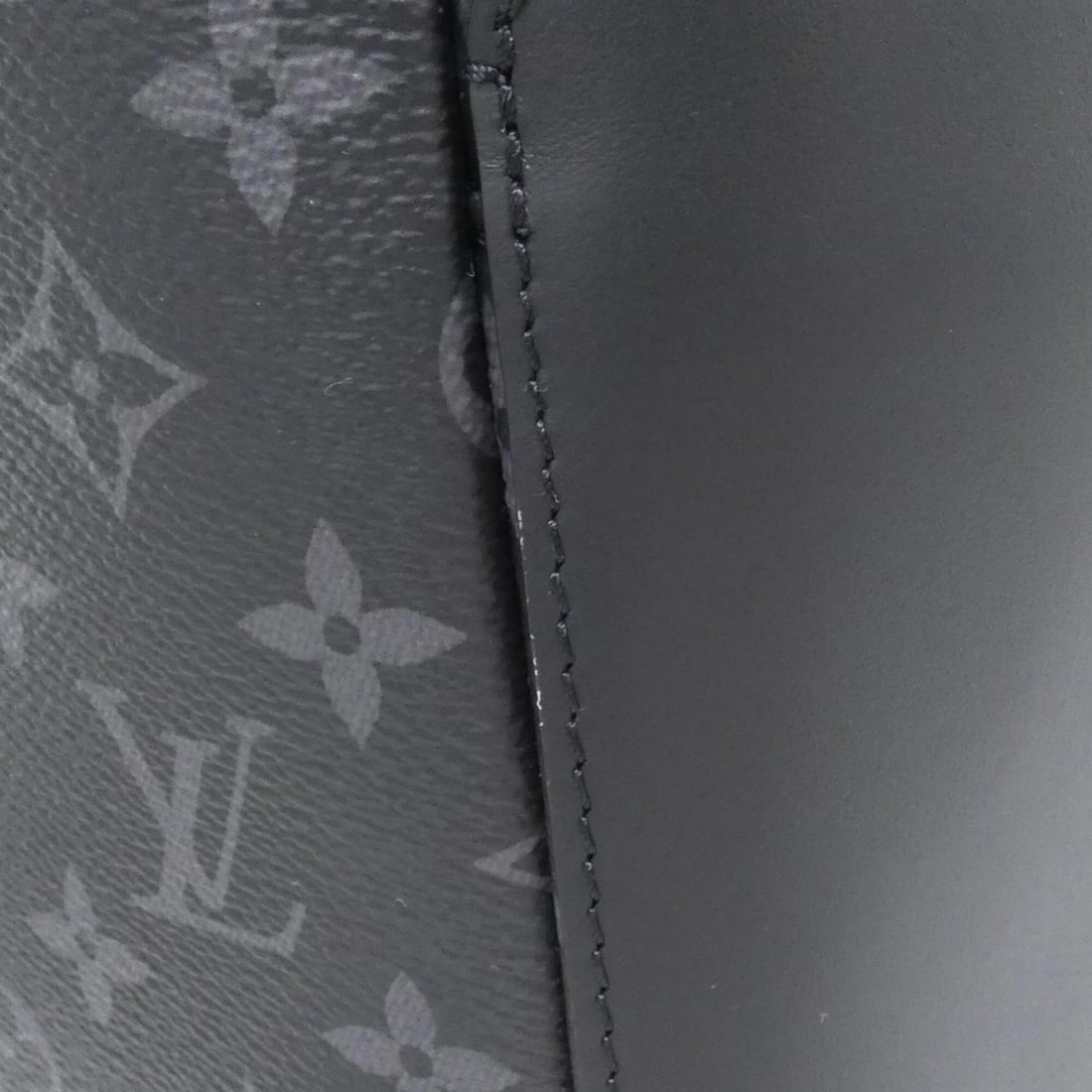 Louis Vuitton Monogram Eclipse Discovery Backpack MM M22545 Rucksack - 4