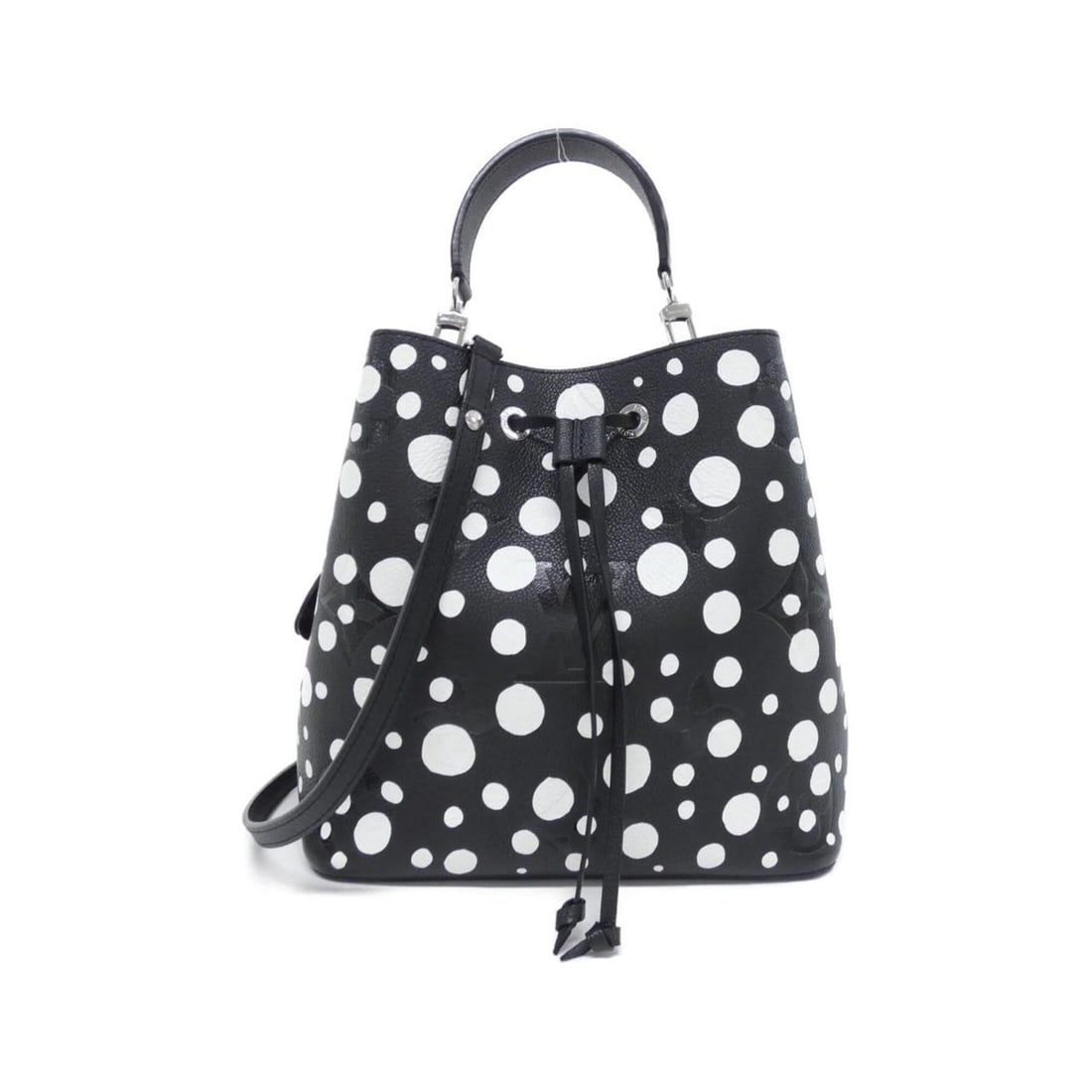 Louis Vuitton Monogram Empreinte (LV X YK) Neo Noe MM M21753 Shoulder Bag: --- Catalog ---Category: SizeSize (HxWxD): 26cm x 26cm x 17cm / 10.23'' x 10.23'' x 6.69''Category: DesignType: Shoulder bagColor: BlackGender: WomenMaterial: Monogram Empreinte Category: GeneralMPN: 