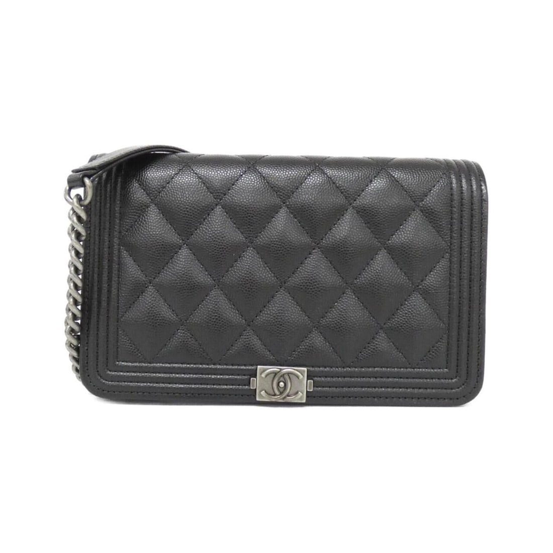 Chanel Boy line AP1117 wallet chain: --- Catalog ---Category: SizeSize (HxWxD): 13cm x 19cm x 4cm / 5.11'' x 7.48'' x 1.57''Category: DesignType: Chain/Shoulder walletColor: BlackGender: WomenMaterial: Grained Calfskin Category: GeneralM