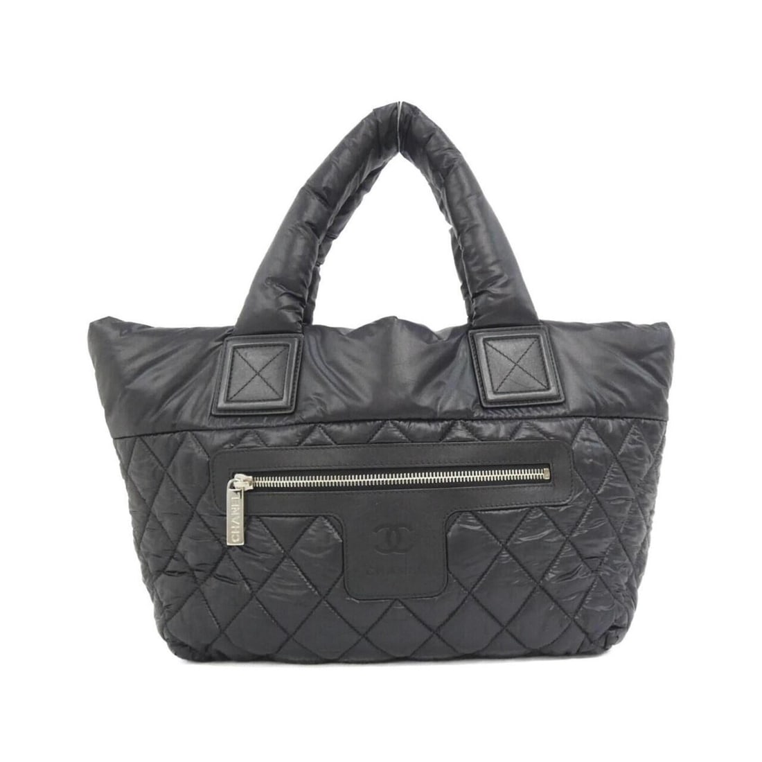 Chanel Coco Cocoon line 48610 handbag: --- Catalog ---Category: SizeSize (HxWxD): 24cm x 42cm x 15cm / 9.44'' x 16.53'' x 5.9''Category: DesignType: HandbagColor: BlackGender: WomenMaterial: Nylon Hardware Color: SilverCategory: GeneralMPN