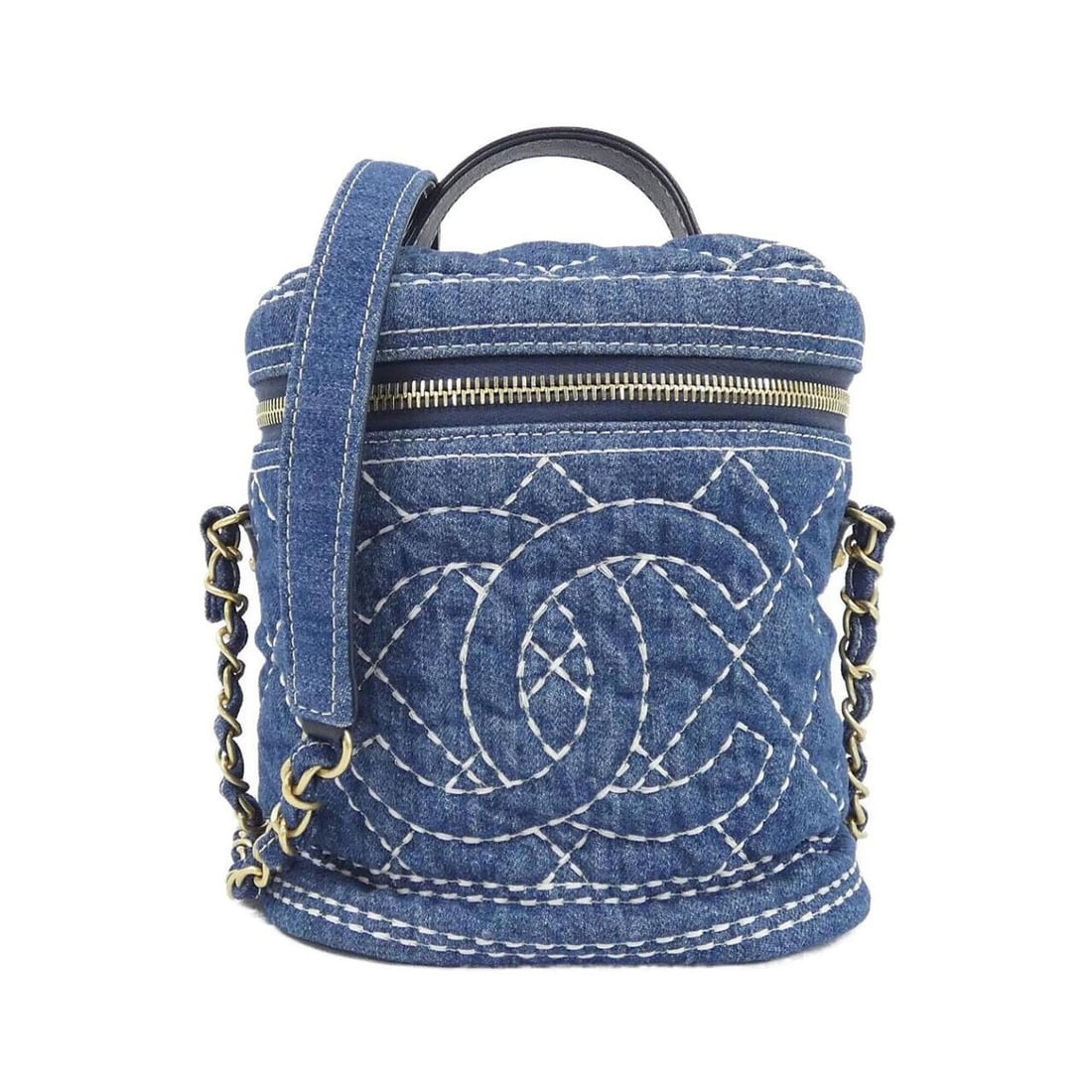 Chanel AS1336 handbag: --- Catalog ---Category: SizeSize (HxWxD): 17.5cm x 16cm x 13cm / 6.88'' x 6.29'' x 5.11''Category: DesignType: HandbagColor: BlueGender: WomenMaterial: Denim , Leather Hardware Color: Matte goldLeath