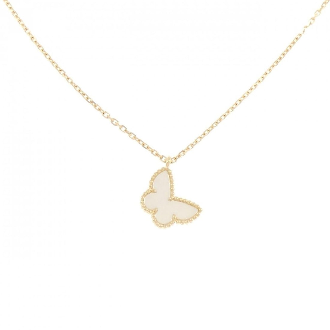 Van Cleef & Arpels Sweet Alhambra Necklace: --- Catalog ---Category: SizePendant Size: 11mm x 10.9mm / 0.43'' x 0.42''Neck Circumference: 38 cm - 40 cm / 14.96'' - 15.74''Category: DesignGender: WomenMaterial: Yellow gold (18K)Pendant Type: Pen