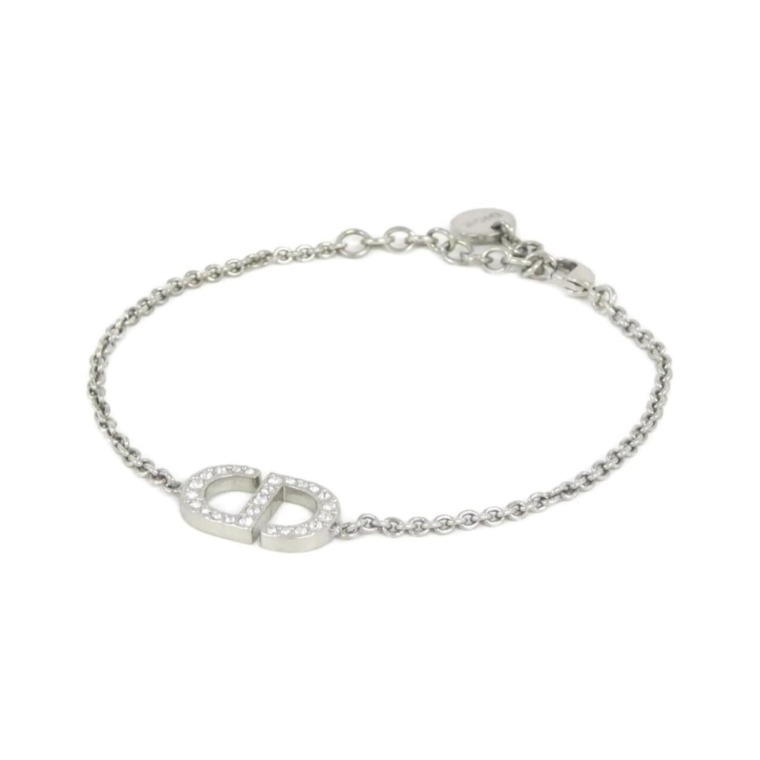 Christian Dior Petite CD B1940WOMCY Bracelet: --- Catalog ---Category: SizeLength: 16.5cm - 20cm / 6.49'' - 7.87''Category: DesignType: Charm braceletColor: Clear, SilverGender: WomenCategory: GeneralMPN: B1940WOMCYBrand: Christian Dior--- Item L