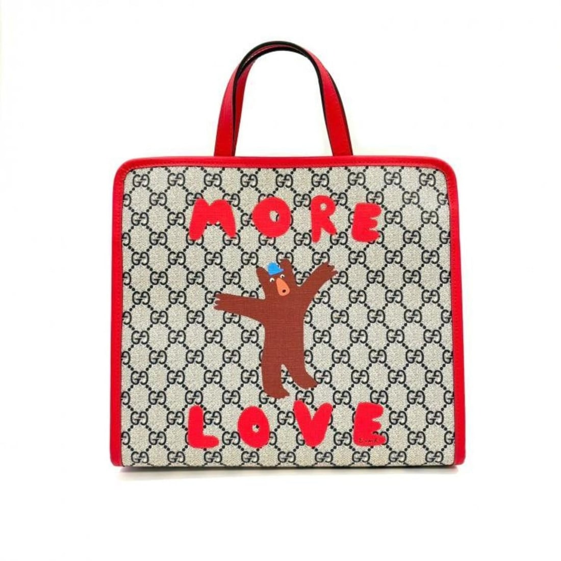 GUCCI Children's Print GG Tote Bag Handbag More Love Bear 605614 Gucci: --- Catalog ---Category: SizeSize (HxWxD): 25cm x 28cm x 10cm / 9.84'' x 11.02'' x 3.93''Category: DesignType: Handbag, Tote bagColor: Beige, Red colorGender: WomenMaterial: GG Supreme Category: Gener