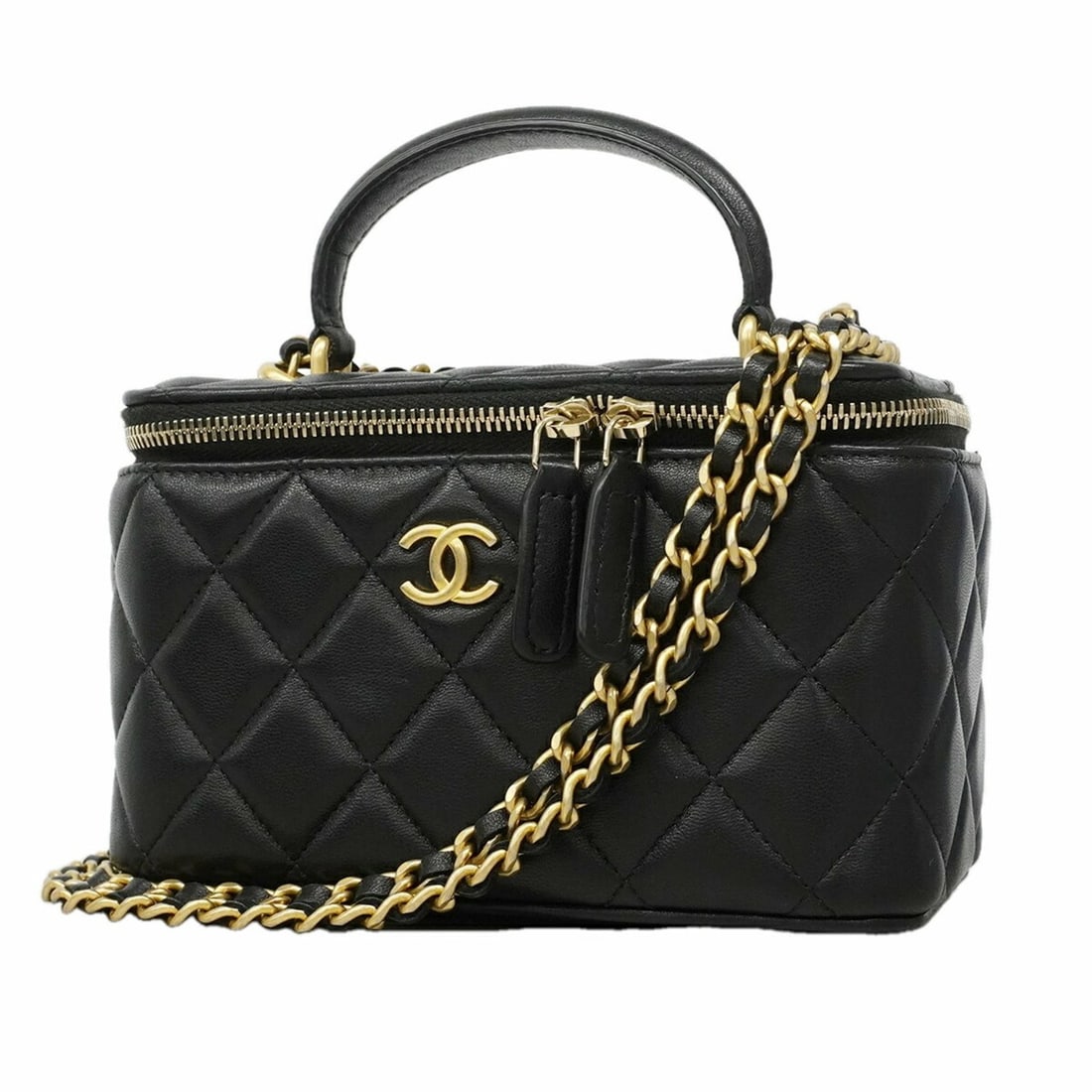Chanel Matelassé Chain Shoulder Bag, Lambskin, Black, 2-way Bag for Women, OP011940: --- Catalog ---Category: SizeSize (HxWxD): 10cm x 16cm x 8cm / 3.93'' x 6.29'' x 3.14''Category: DesignType: Vanity bagColor: BlackGender: WomenMaterial: Leather Hardware Color: GoldLeather/Fur Type: 