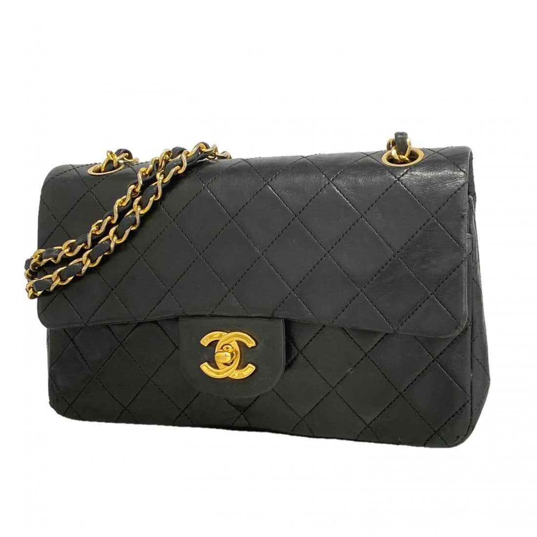 Chanel Matelassé Shoulder Bag, Double Flap, Chain, Lambskin, Black, Women's, OP011936: --- Catalog ---Category: SizeSize (HxWxD): 15cm x 23cm x 6.5cm / 5.9'' x 9.05'' x 2.55''Category: DesignType: Shoulder bagColor: BlackGender: WomenMaterial: Leather Hardware Color: GoldLeather/Fur Typ