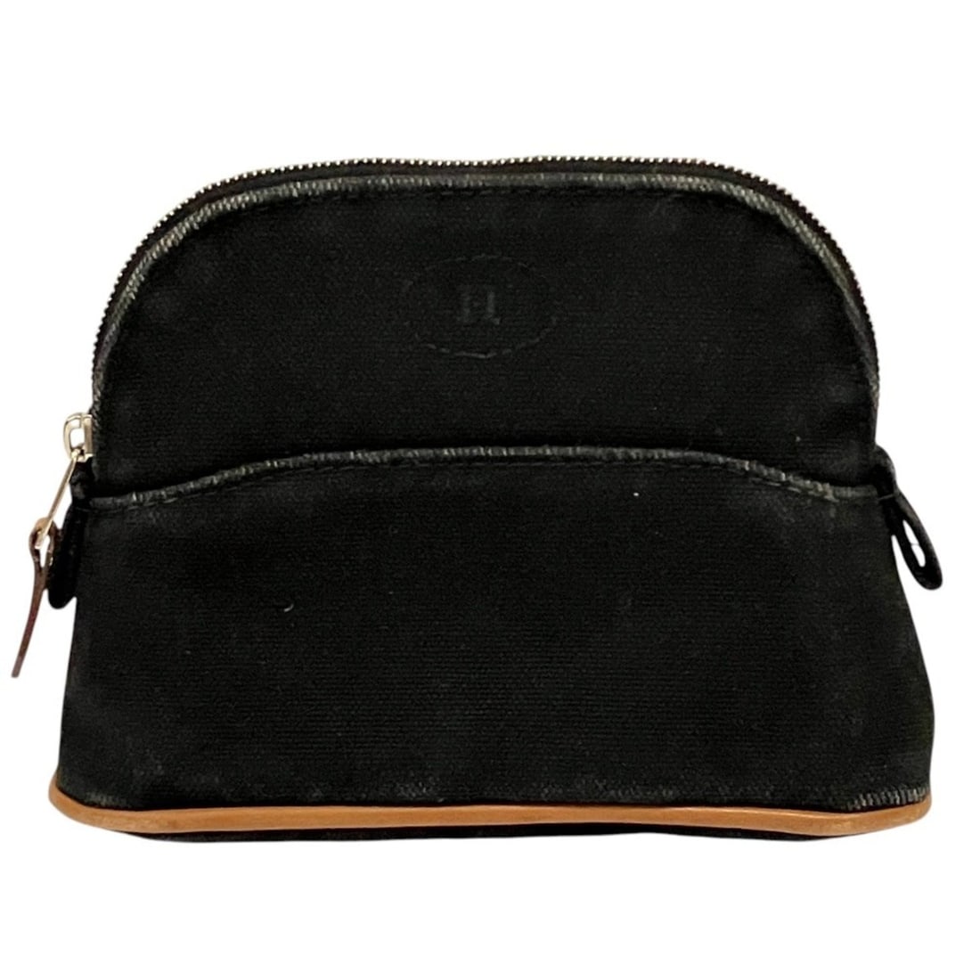 HERMES Bolide Canvas Pouch Mini Black Women's: --- Catalog ---Category: SizeSize (HxWxD): 11cm x 15cm x 5cm / 4.33'' x 5.9'' x 1.96''Category: DesignType: PouchColor: BlackGender: WomenMaterial: Canvas , Cotton Category: GeneralBrand: Hermes--- It