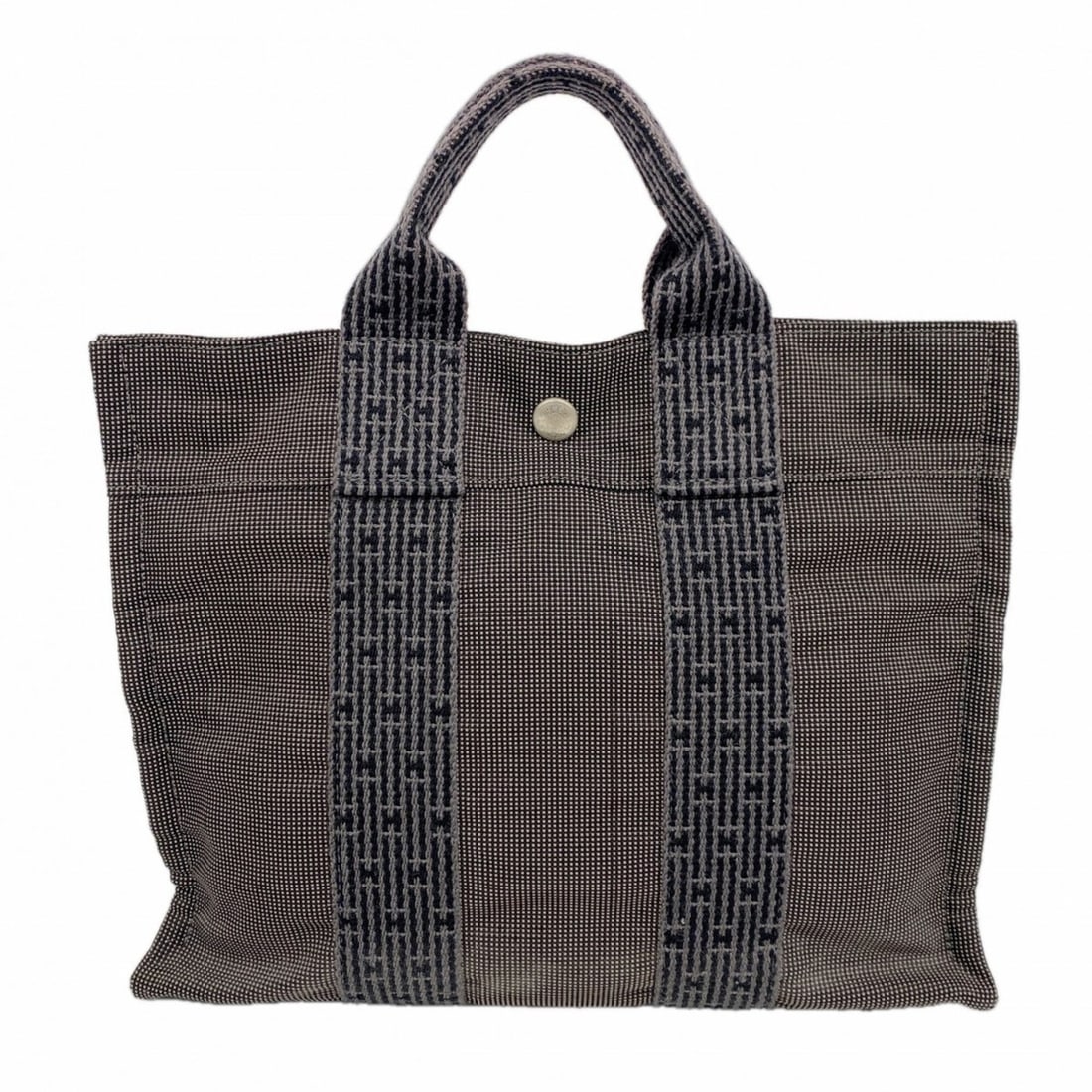Hermes Herline PM Canvas Handbag, Gray, Women's: --- Catalog ---Category: SizeSize (HxWxD): 24.5cm x 30cm x 8cm / 9.64'' x 11.81'' x 3.14''Category: DesignType: HandbagColor: GrayGender: WomenMaterial: Canvas Hardware Color: SilverCategory: GeneralB