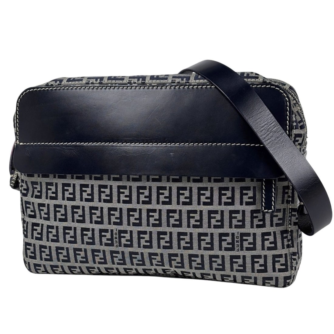 Fendi Zucchino Pattern Shoulder Bag, Canvas, Navy, Women's: --- Catalog ---Category: SizeSize (HxWxD): 20.5cm x 28cm x 8cm / 8.07'' x 11.02'' x 3.14''Category: DesignType: Shoulder bagColor: NavyGender: WomenMaterial: Leather , Canvas Category: GeneralBrand: F