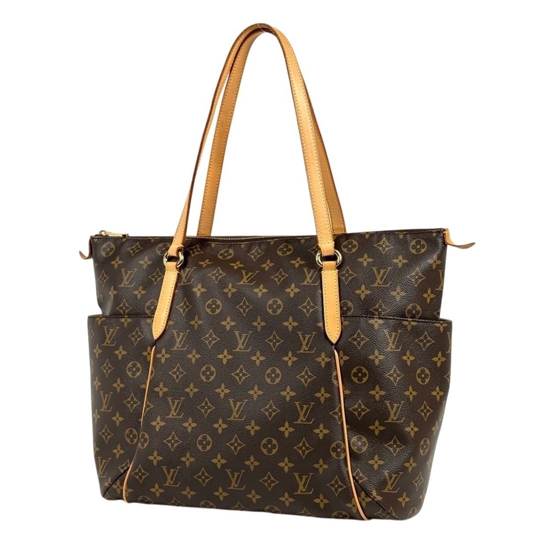 Louis Vuitton Totally GM Shoulder Bag Tote Monogram Brown M56690 Women's: --- Catalog ---Category: SizeSize (HxWxD): 34cm x 37cm x 21cm / 13.38'' x 14.56'' x 8.26''Category: DesignType: Shoulder bag, Tote bagColor: BrownGender: WomenMaterial: Monogram Category: GeneralBrand