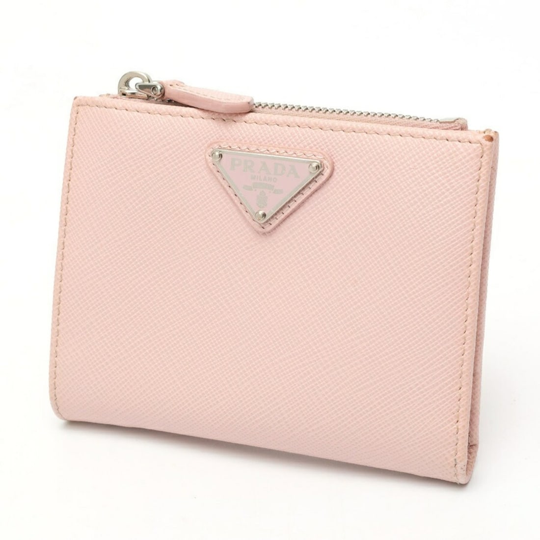 Prada Saffiano Triangle Wallet 1ML050, Leather, Pink: --- Catalog ---Category: SizeSize (HxWxD): 8.5cm x 11.5cm / 3.34'' x 4.52''Category: DesignType: Wallet (bi-fold)Color: PinkGender: WomenMaterial: Leather Leather/Fur Type: Saffiano leatherCategory: G