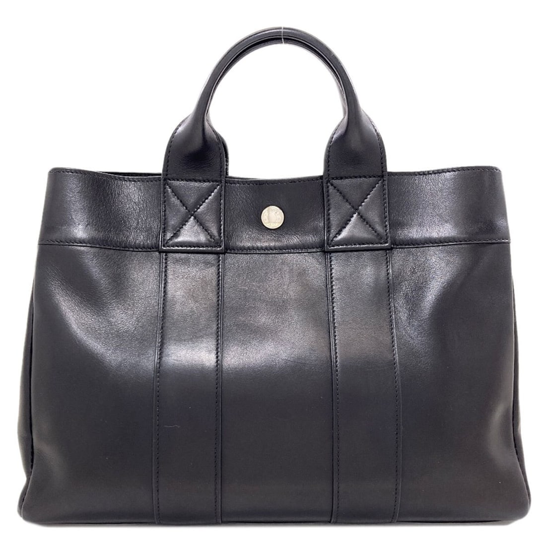 Hermes Sac Fourre-Tout PM Handbag, Evercalf Leather, Women's: --- Catalog ---Category: SizeSize (HxWxD): 22cm x 32cm x 9cm / 8.66'' x 12.59'' x 3.54''Category: DesignType: HandbagColor: BlackGender: WomenMaterial: Evercalf leather Category: GeneralBrand: Hermes-