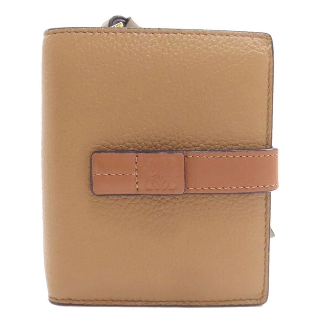Loewe Anagram Bi-fold Leather Wallet for Women: --- Catalog ---Category: SizeSize (HxWxD): 11cm x 9cm x 2.5cm / 4.33'' x 3.54'' x 0.98''Category: DesignType: Wallet (bi-fold)Color: BrownGender: WomenMaterial: Leather Category: GeneralBrand: Loewe--