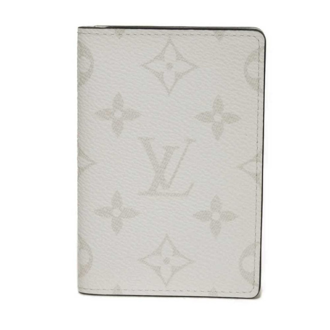 Louis Vuitton LOUIS VUITTON Card Case Organizer de Poche Bi-fold RFID IC Taigarama Monogram Optic: --- Catalog ---Category: DesignType: Card caseColor: WhiteGender: MenMaterial: Taiga leather , Monogram Category: GeneralMPN: M30933Brand: Louis VuittonCategory: Physical PropertiesSize (HxWxD): 11cm 
