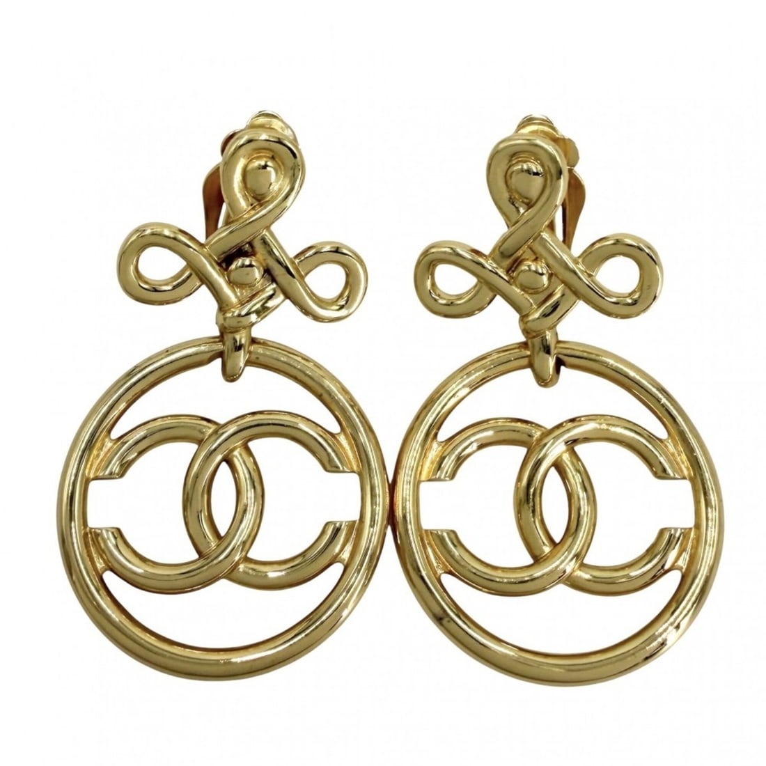 Chanel Earrings for Women, Coco Mark, Vintage Swing Round, CHANEL GP Gold, Approx. 34.6g: --- Catalog ---Category: SizeSize (HxWxD): 55.00mm x 33.00mm x 3.00mm / 2.17'' x 1.30'' x 0.12''Category: DesignType: Clip earringsColor: GoldGender: WomenMaterial: Gold platingCategory: GeneralBrand: