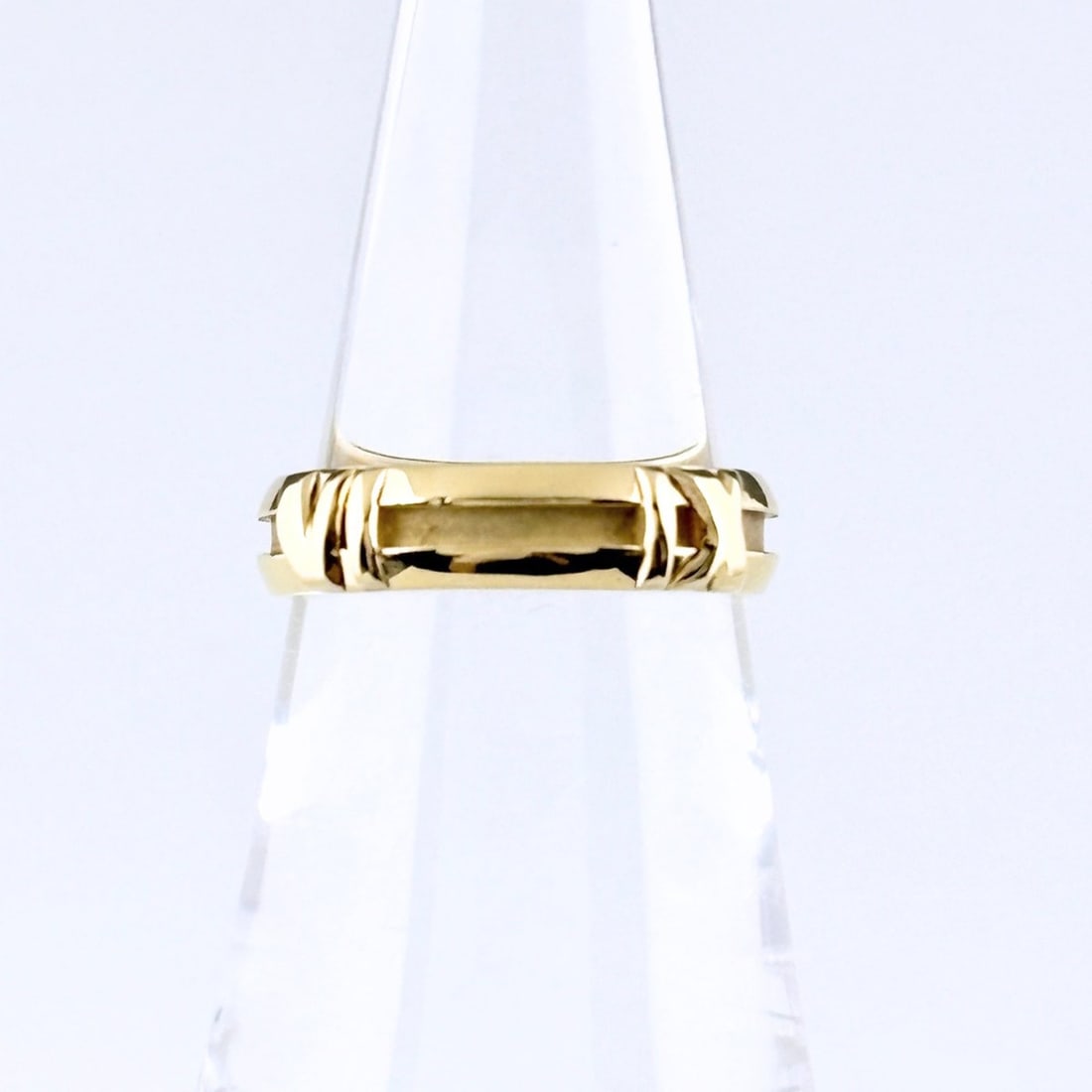 Tiffany & Co. Atlas Ring, Yellow Gold (YG), 750, Women's Ring: --- Catalog ---Category: SizeJP Size: 11US Size: 6Category: DesignColor: YellowGender: WomenCategory: GeneralBrand: Tiffany--- Item List ---Section: ConditionRanking: Rank AB Used - Traces of usage, s