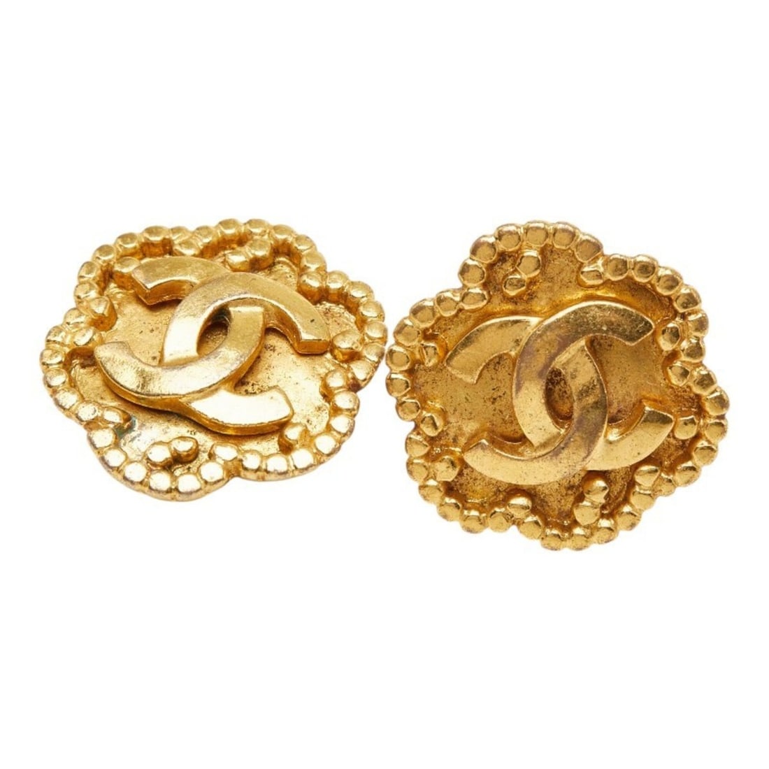 Chanel Coco Mark Flower Motif Vintage Earrings 96A Gold Plated Women's CHANEL: --- Catalog ---Category: SizeSize (HxWxD): 25.20mm x 24.10mm / 0.99'' x 0.95''Category: DesignType: Clip earringsColor: GoldGender: WomenCategory: GeneralBrand: Chanel--- Item List ---Section: Conditi
