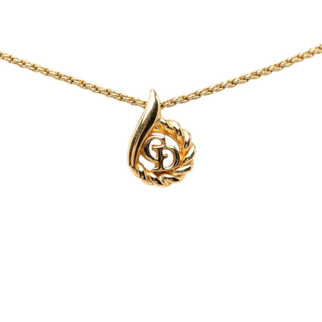 Christian Dior Dior CD Logo Pendant Necklace, Gold Plated (GP), Women's.: --- Catalog ---Category: SizePendant Size: 16.2mm x 11.2mm / 0.63'' x 0.44''Neck Circumference: 43.5 cm / 17.12''Category: DesignColor: GoldGender: WomenMaterial: Gold platingNecklace Type: NecklaceCa